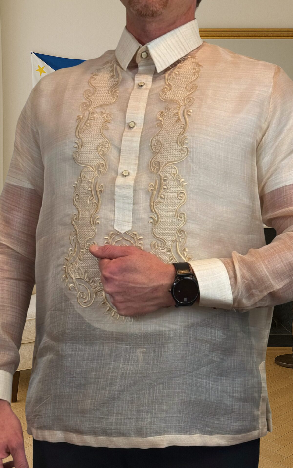 Close cocoon barong